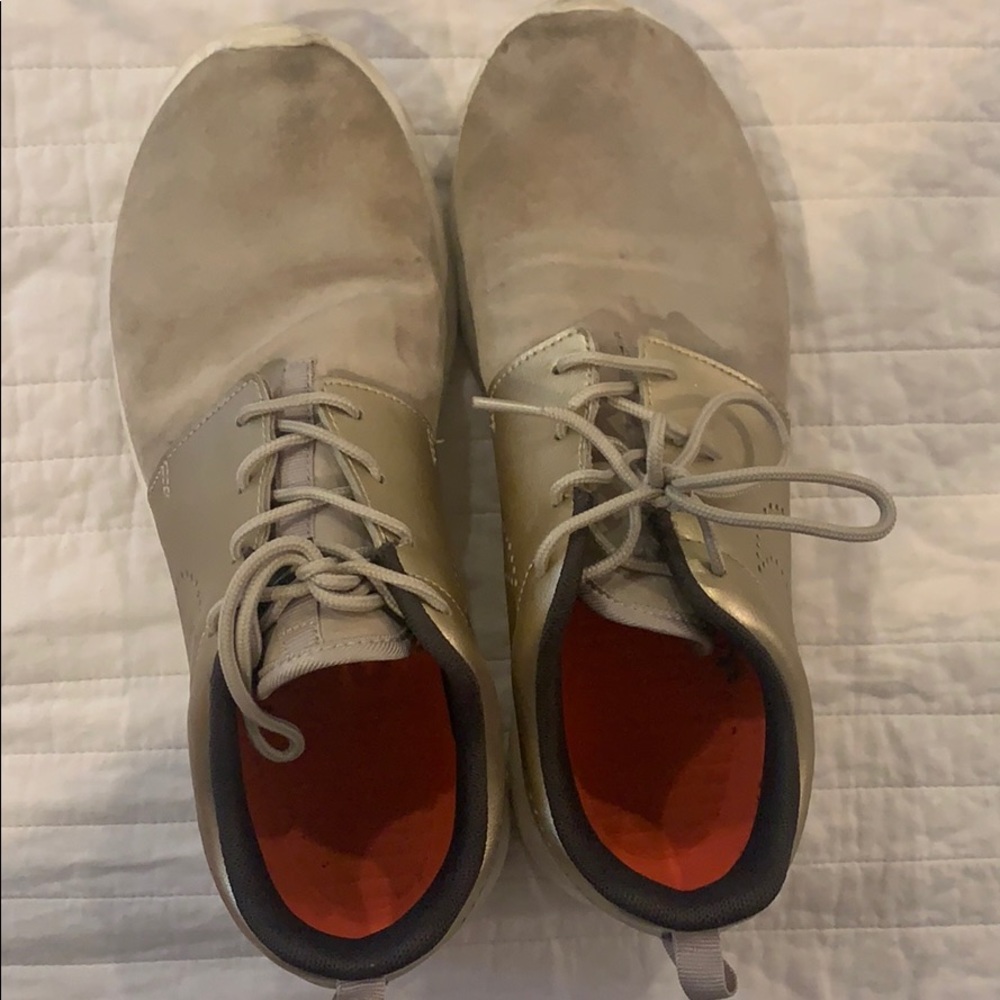 Nike Tennis shoes